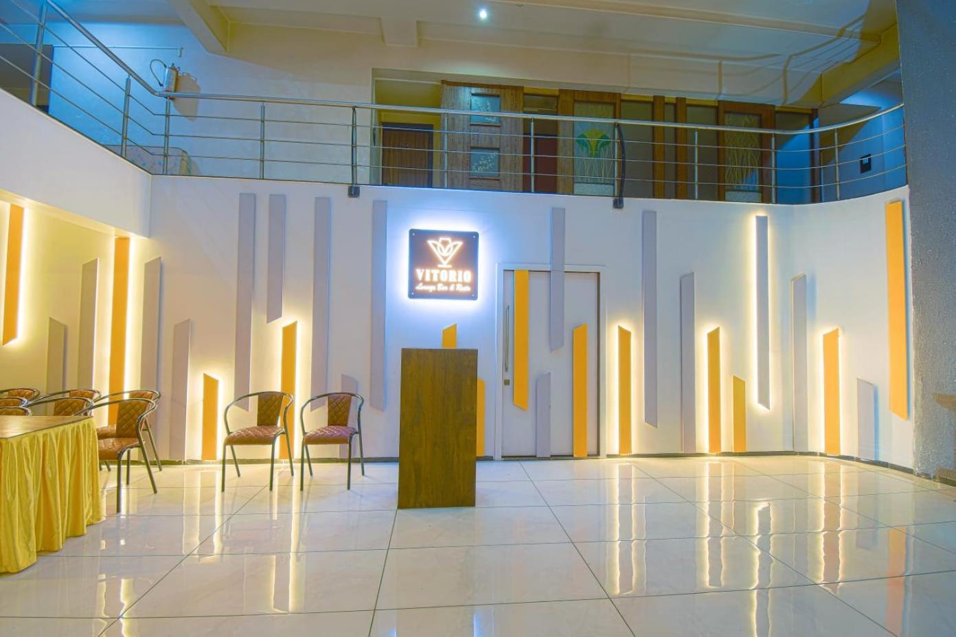 Hotel Vrindavan Deluxe โกลฮาปูร์ ภายนอก รูปภาพ